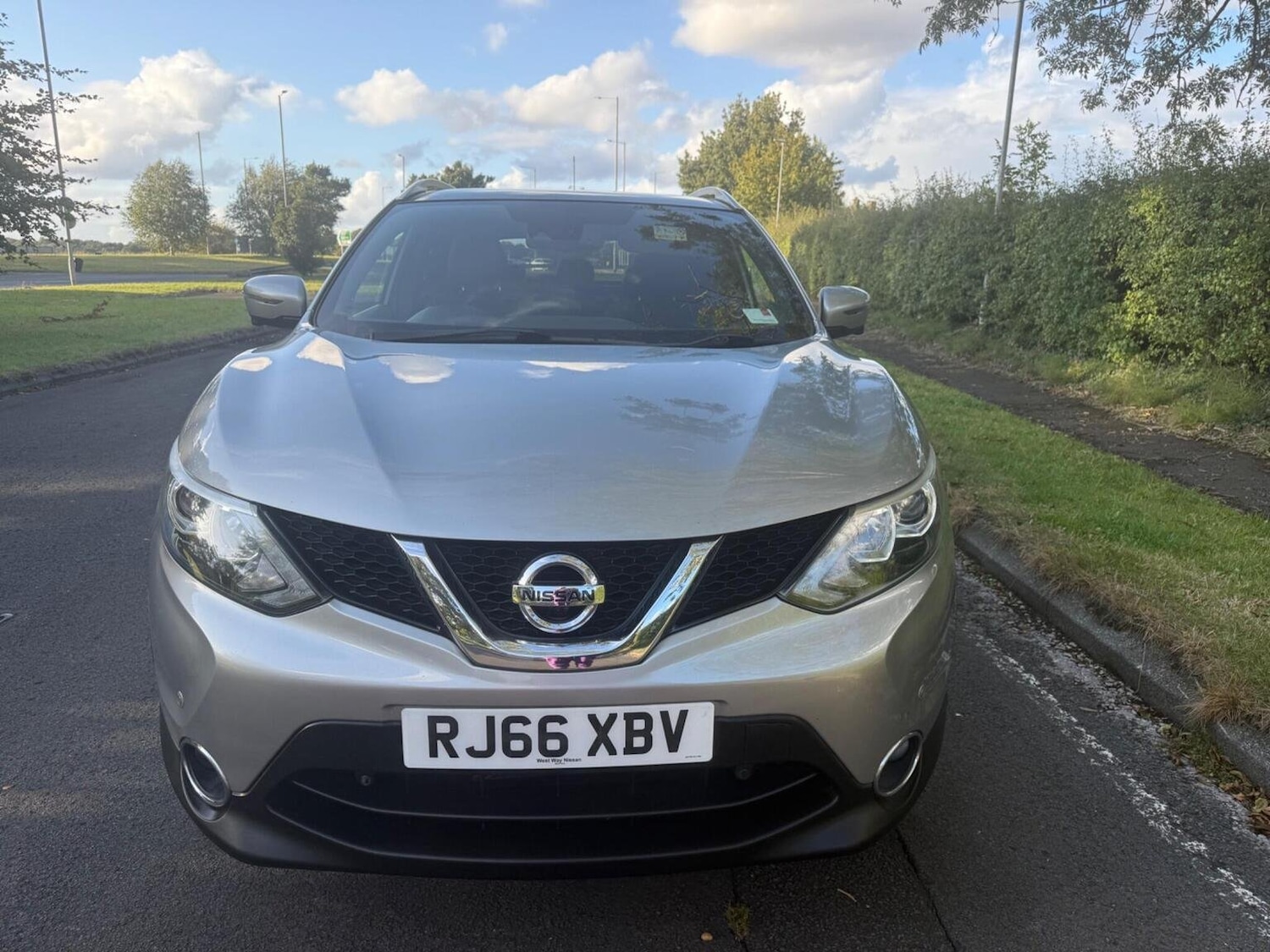 Used Nissan Qashqai 2017 for sale - 76352254: Photo 3