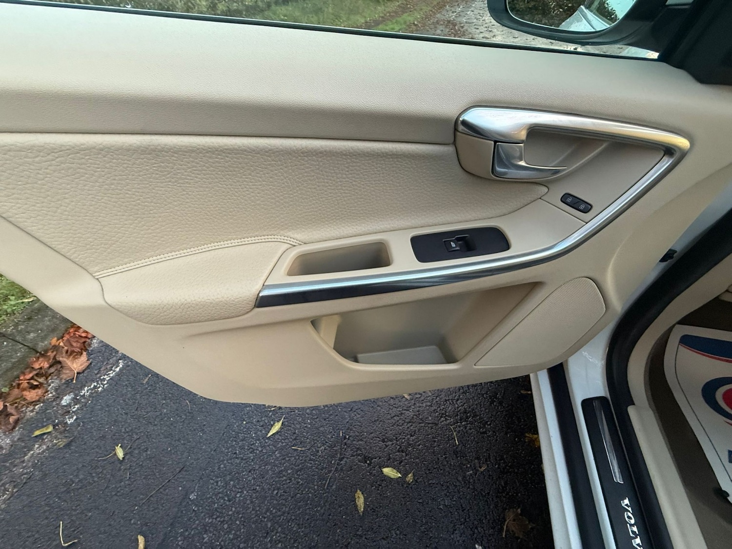 Used Volvo XC60 2013 for sale - 76352253: Photo 23