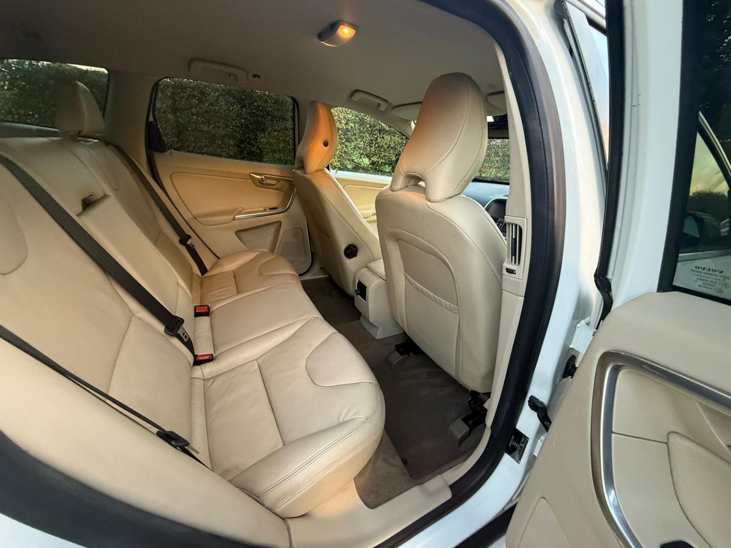 Used Volvo XC60 2013 for sale - 76352253: Photo 24