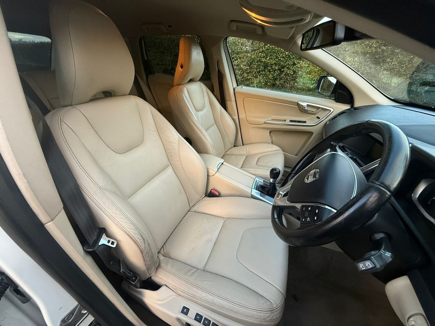 Used Volvo XC60 2013 for sale - 76352253: Photo 33