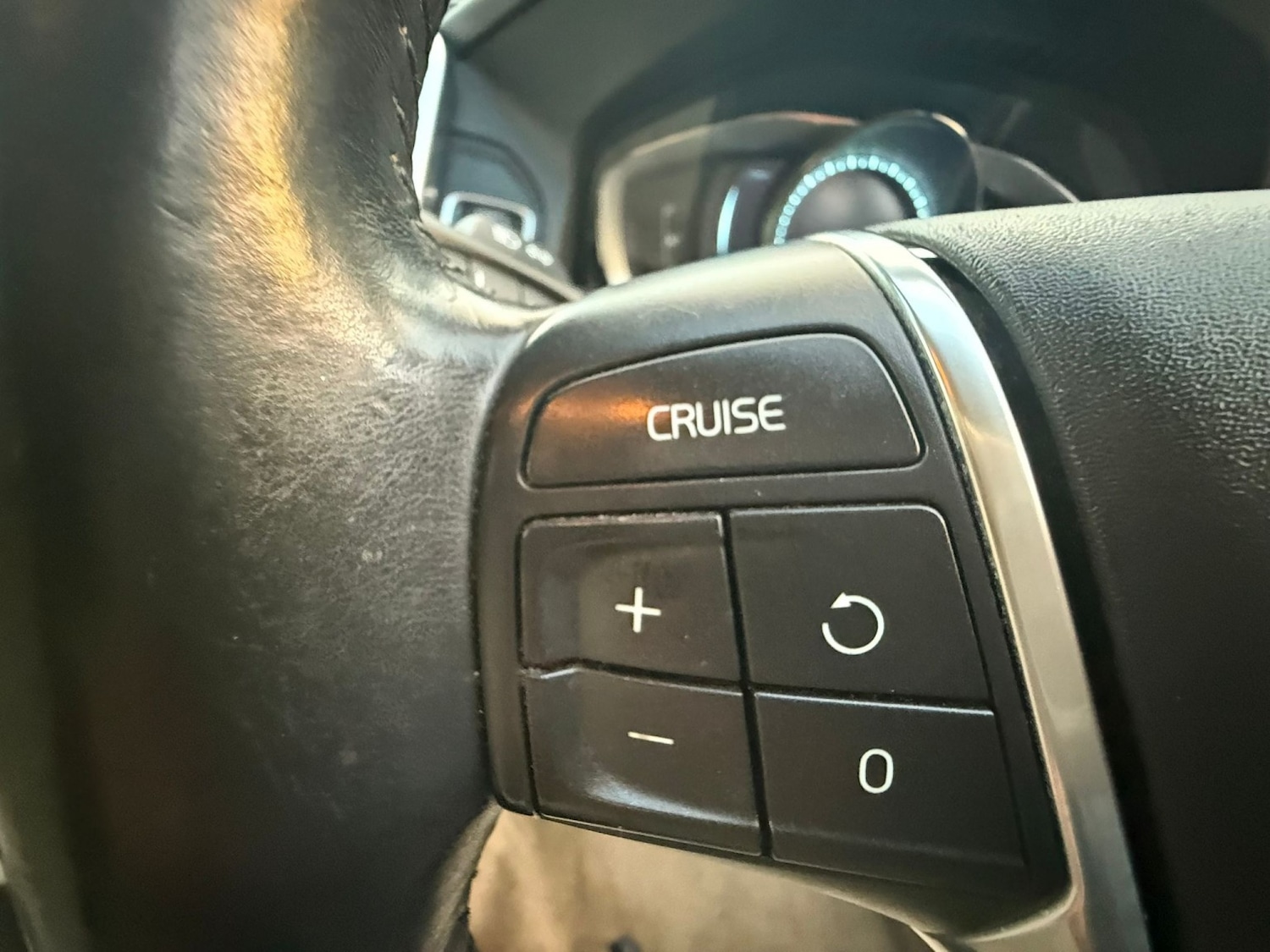 Used Volvo XC60 2013 for sale - 76352253: Photo 37