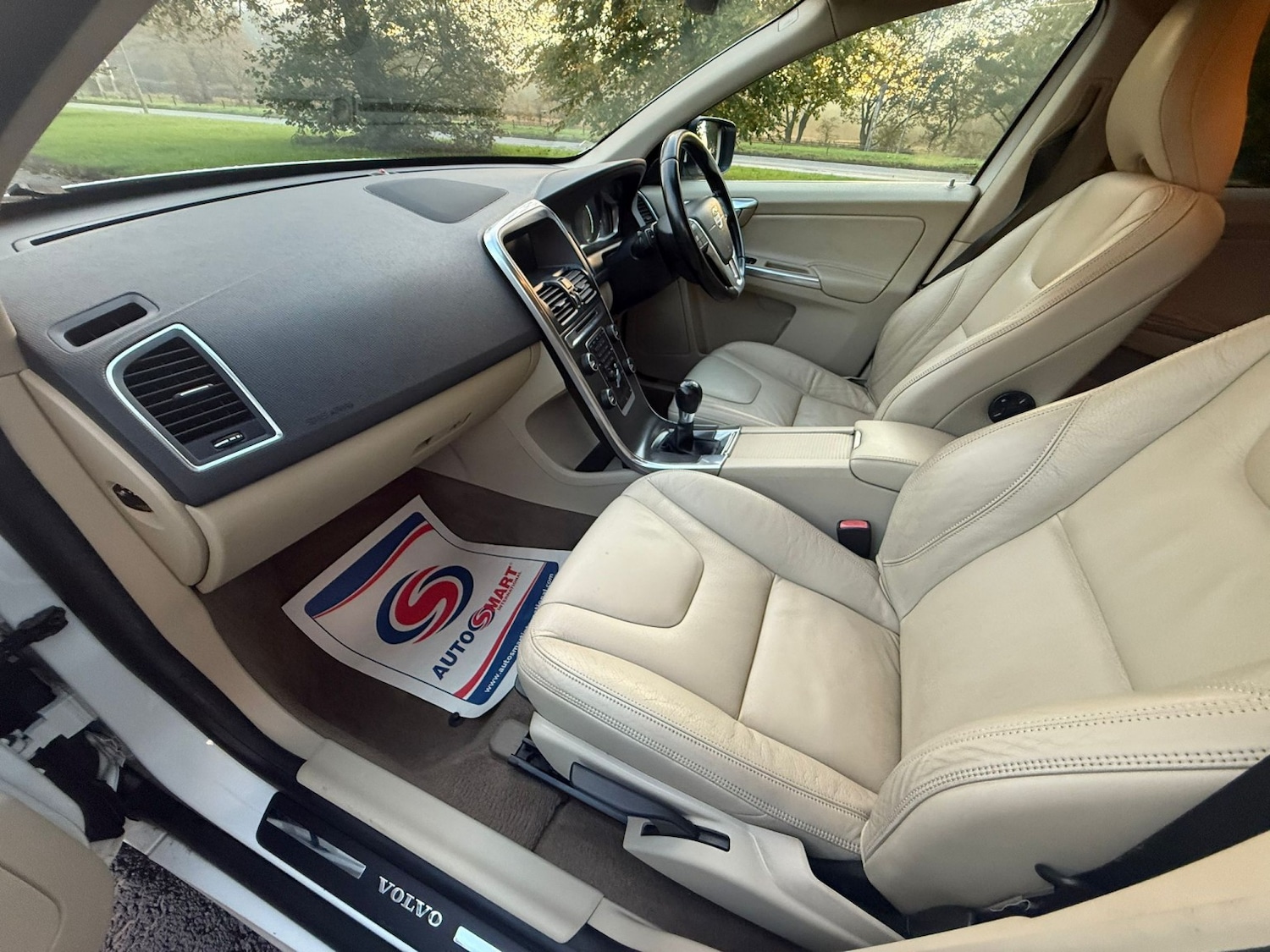 Used Volvo XC60 2013 for sale - 76352253: Photo 40