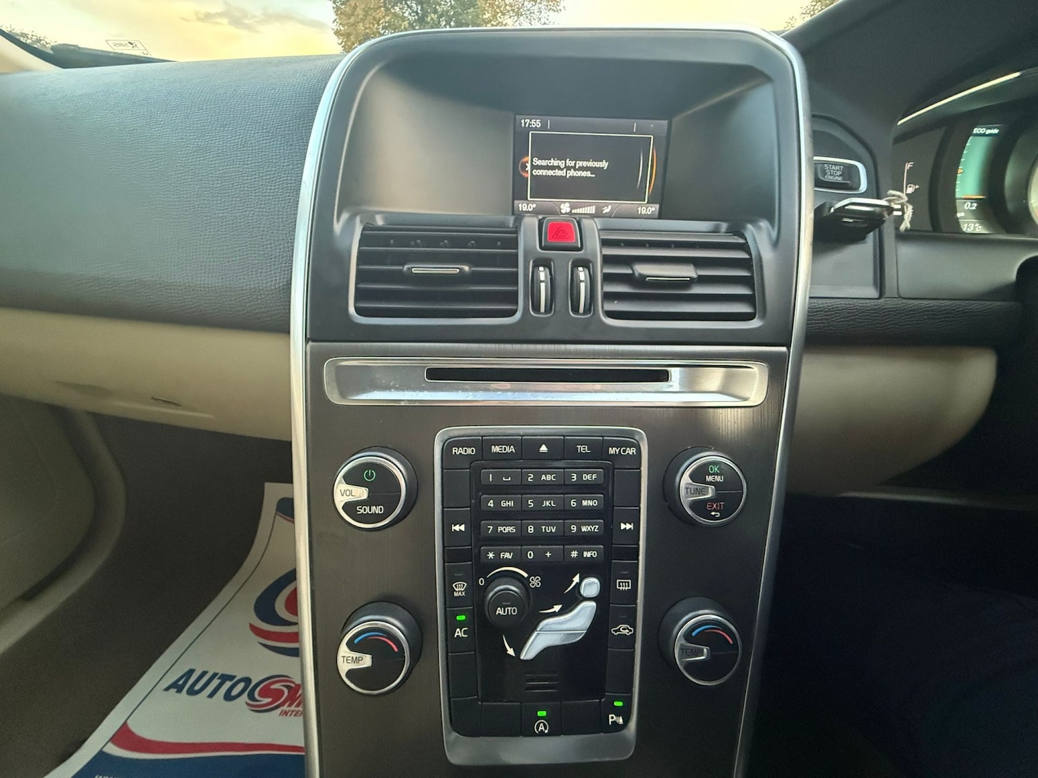 Used Volvo XC60 2013 for sale - 76352253: Photo 41