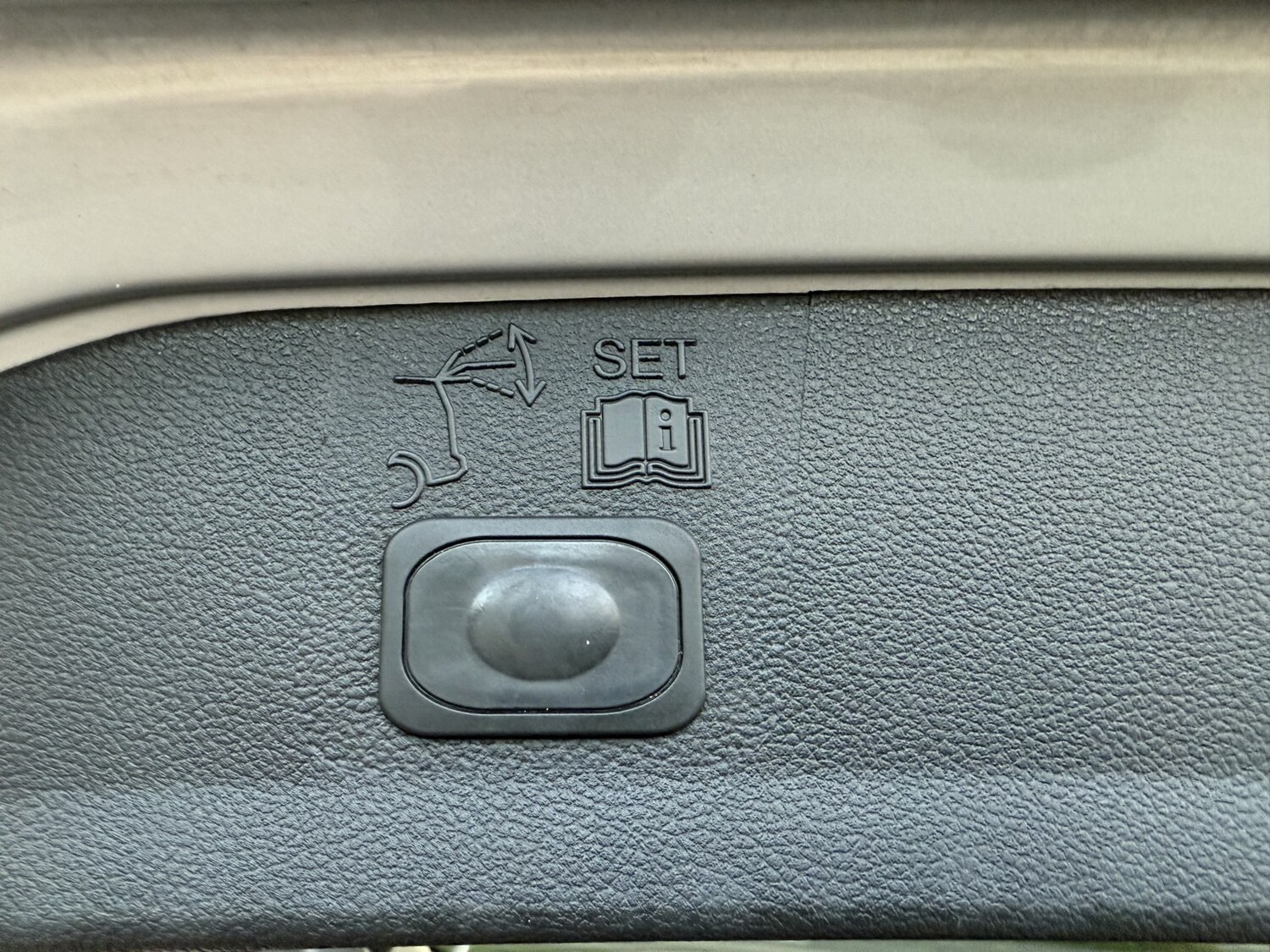 Used Ford Kuga 2013 for sale - 77953955: Photo 10