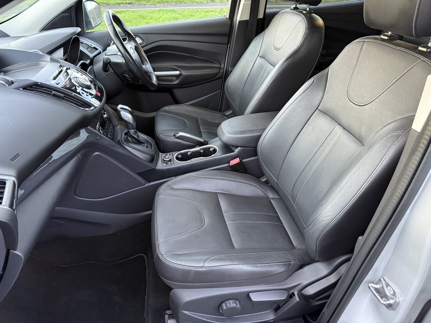 Used Ford Kuga 2013 for sale - 77953955: Photo 32