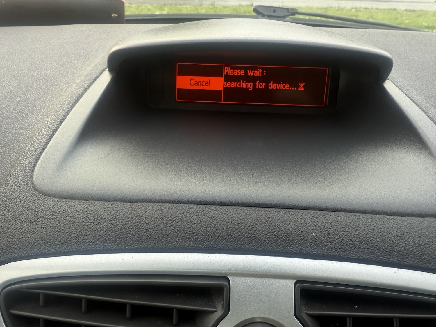 Used Renault Clio 2012 for sale - 77129470: Photo 10