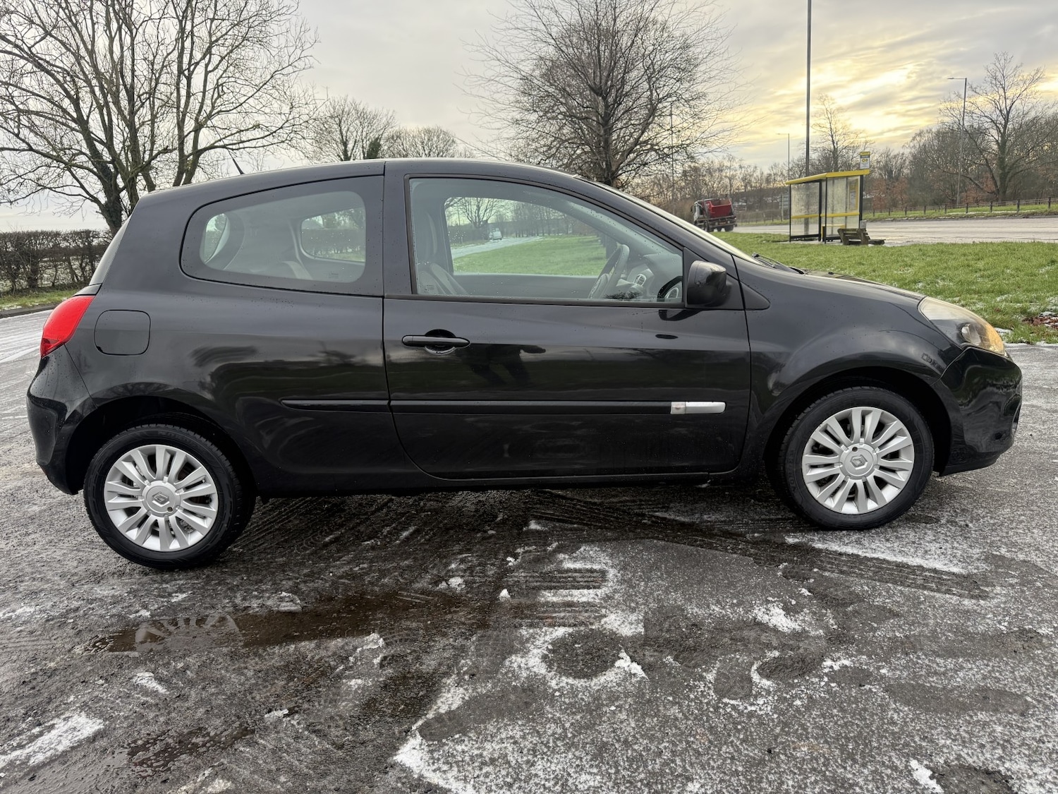 Used Renault Clio 2012 for sale - 77129470: Photo 5