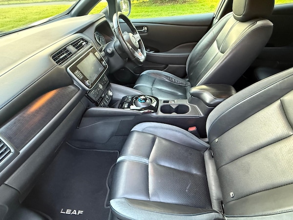 Used Nissan Leaf 2020 for sale - 76032713: Photo 32