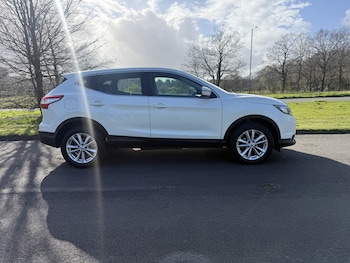 Used Nissan Qashqai 2014 for sale - 78057023: Photo