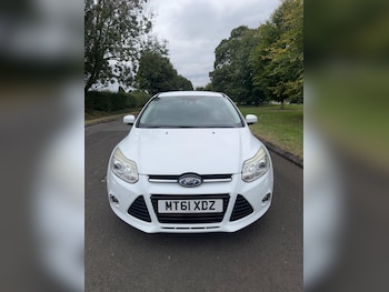 Used Ford Focus 2011 for sale - 75657620: Photo