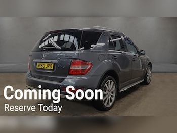 Used Mercedes-Benz M Class 2010 for sale - 76580000: Photo