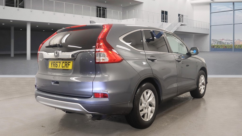 Used Honda CR-V 2017 for sale - 76837055: Photo 4