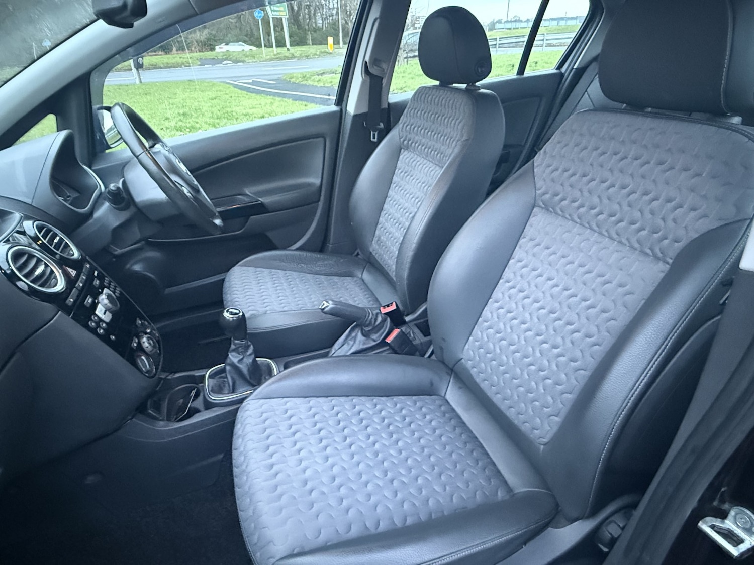 Used Vauxhall Corsa 2013 for sale - 77201280: Photo 24