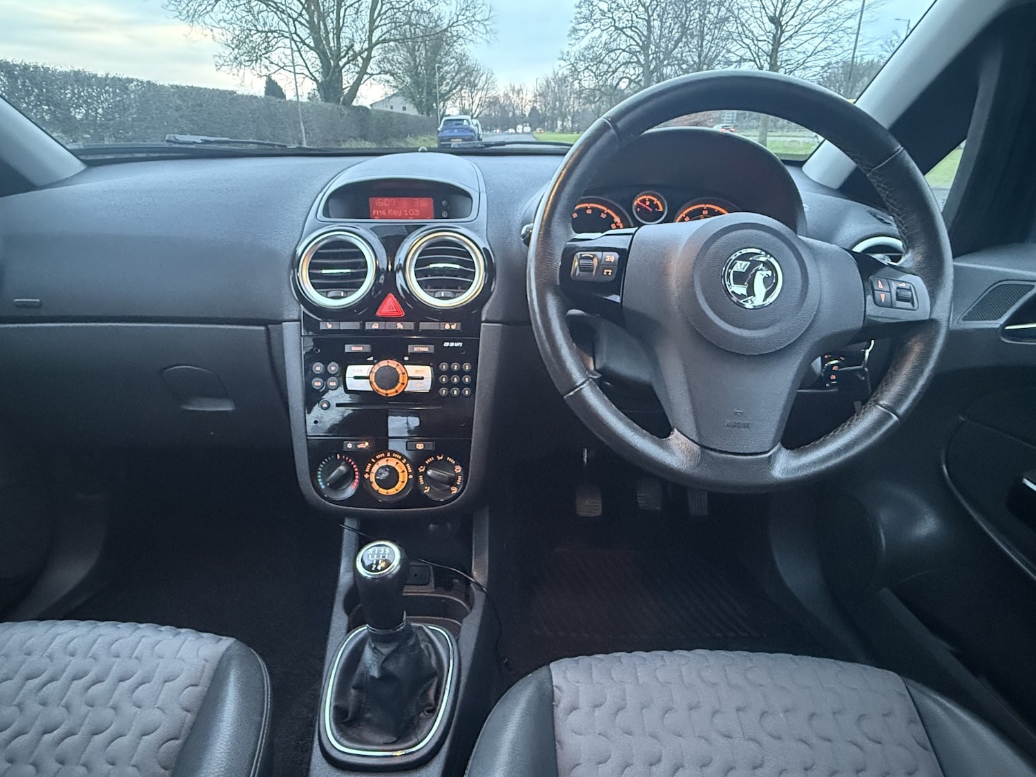 Used Vauxhall Corsa 2013 for sale - 77201280: Photo 27