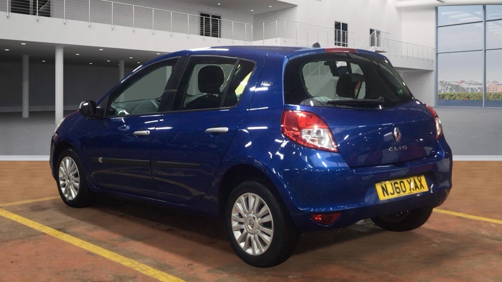 Used Renault Clio 2010 for sale - 76785073: Photo 3