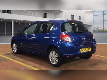 Used Renault Clio 2010 for sale - 76785073: Photo