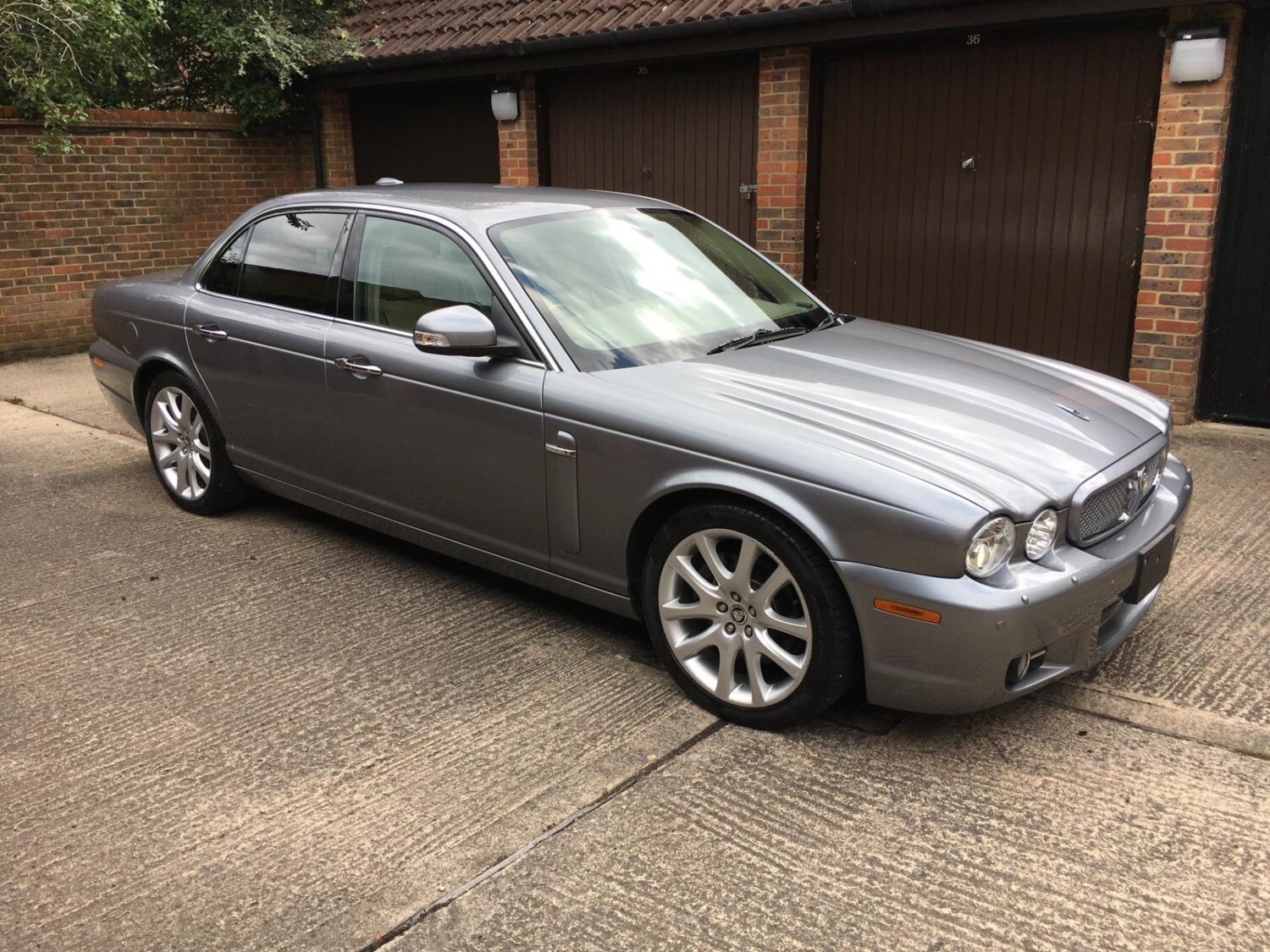 Jaguar xj series