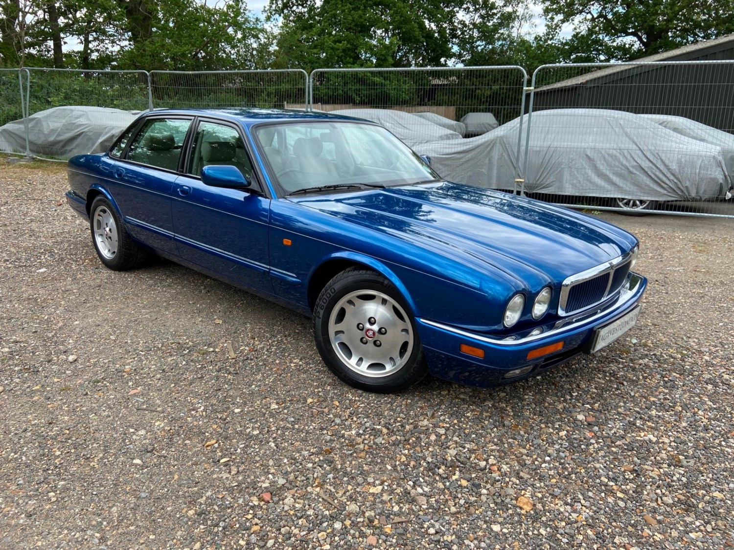 Classic Jaguar Xj6 Cars For Sale Ccfs 8360