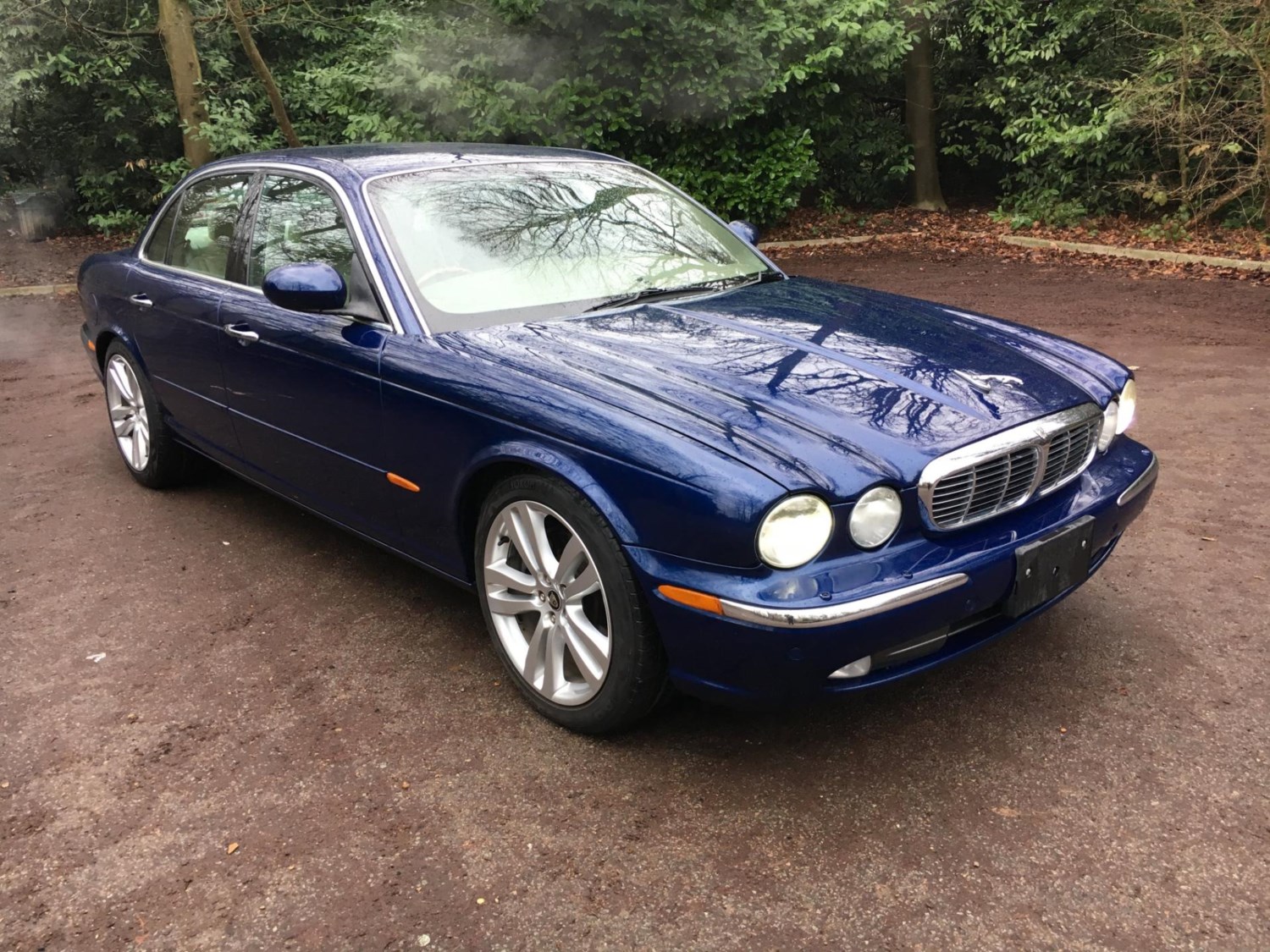 Classic Jaguar Xj Series Cars for Sale | CCFS