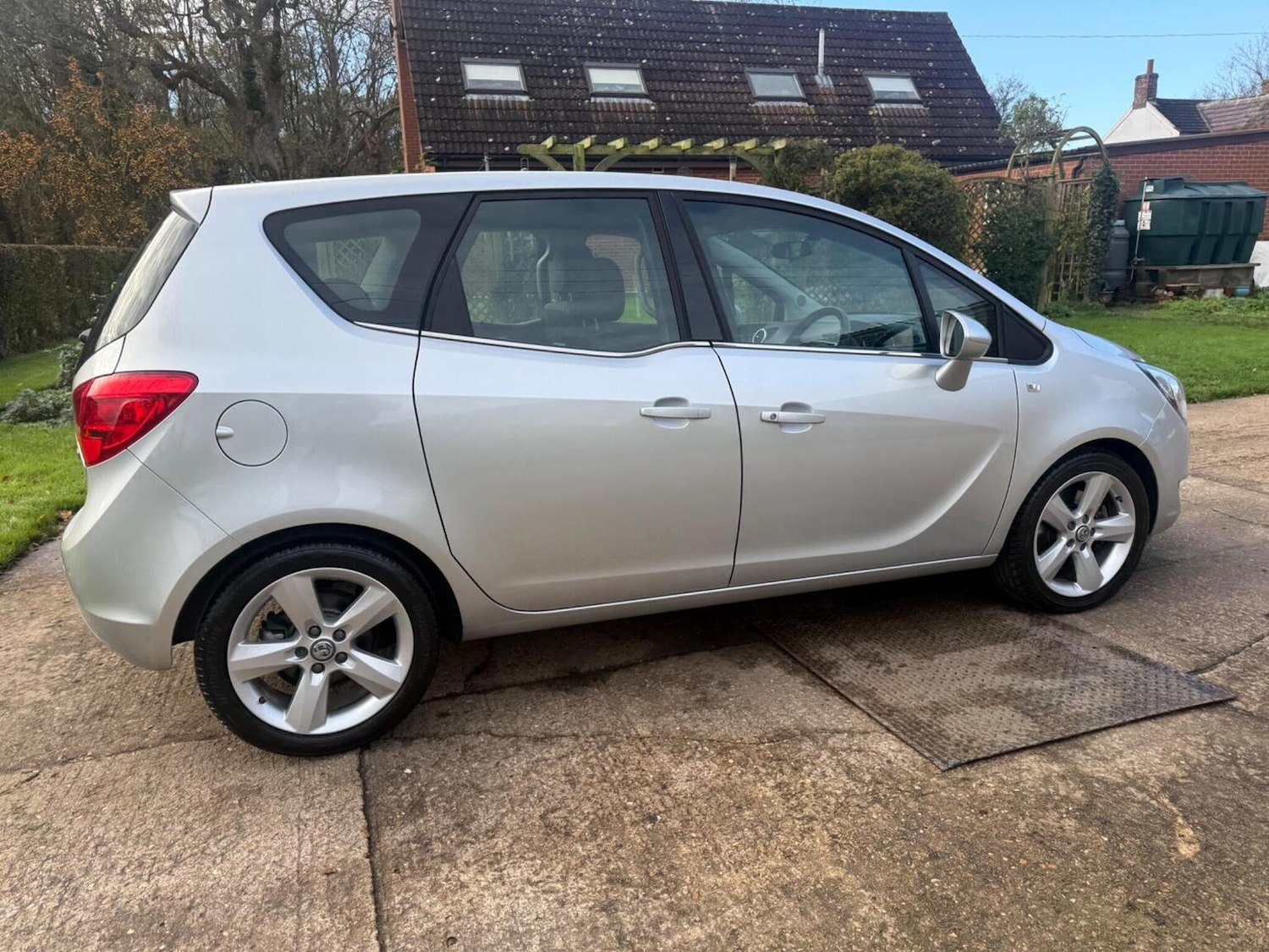 Used Vauxhall Meriva 2016 for sale - 76618607: Photo 18