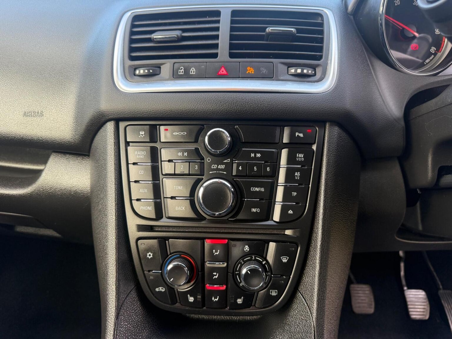 Used Vauxhall Meriva 2016 for sale - 76618607: Photo 25