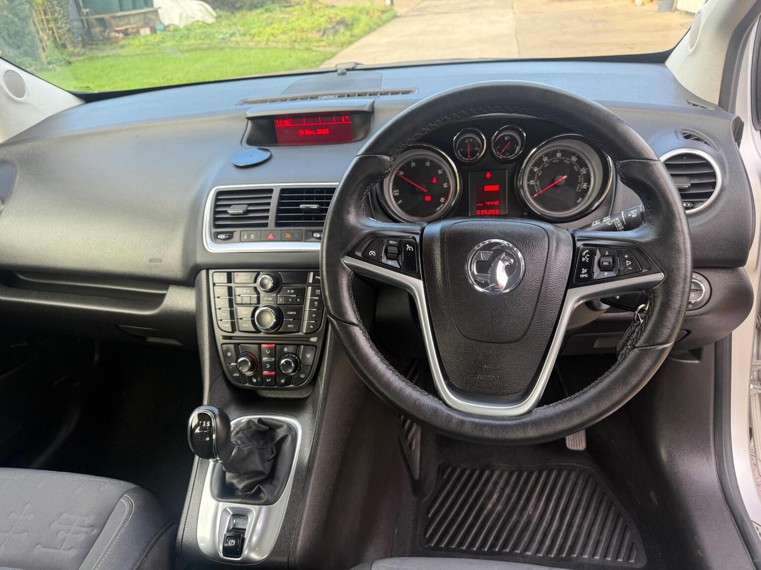 Used Vauxhall Meriva 2016 for sale - 76618607: Photo 57