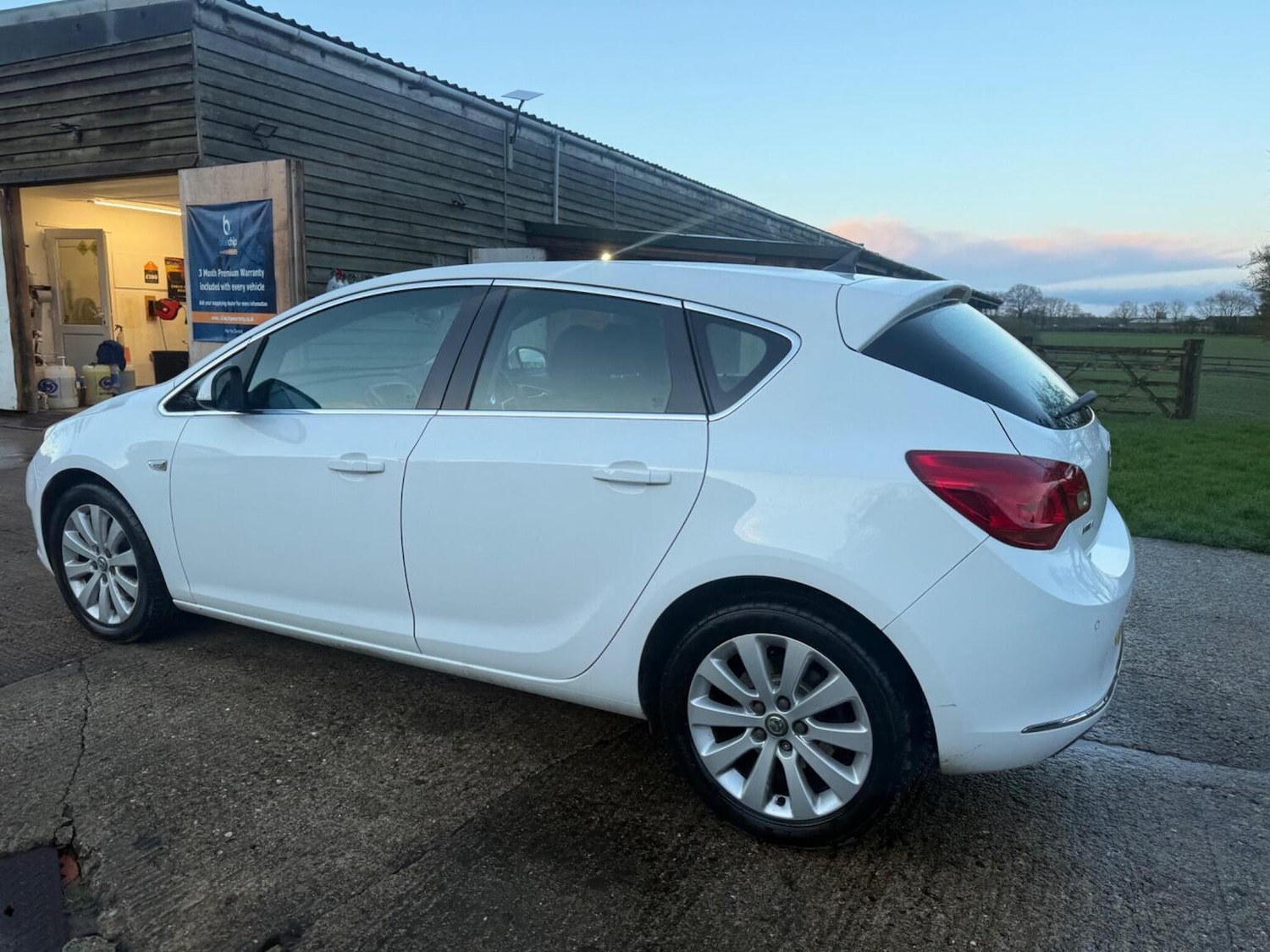 Used Vauxhall Astra 2013 for sale - 77578456: Photo 12