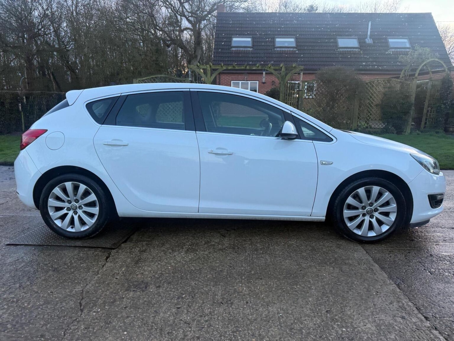 Used Vauxhall Astra 2013 for sale - 77578456: Photo 23