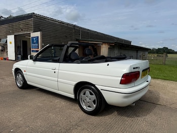 Used Ford Escort 1994 for sale - 78909682: Photo