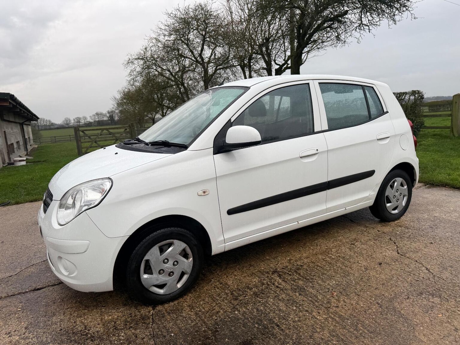 Used Kia Picanto 2010 for sale - 76974421: Photo 11