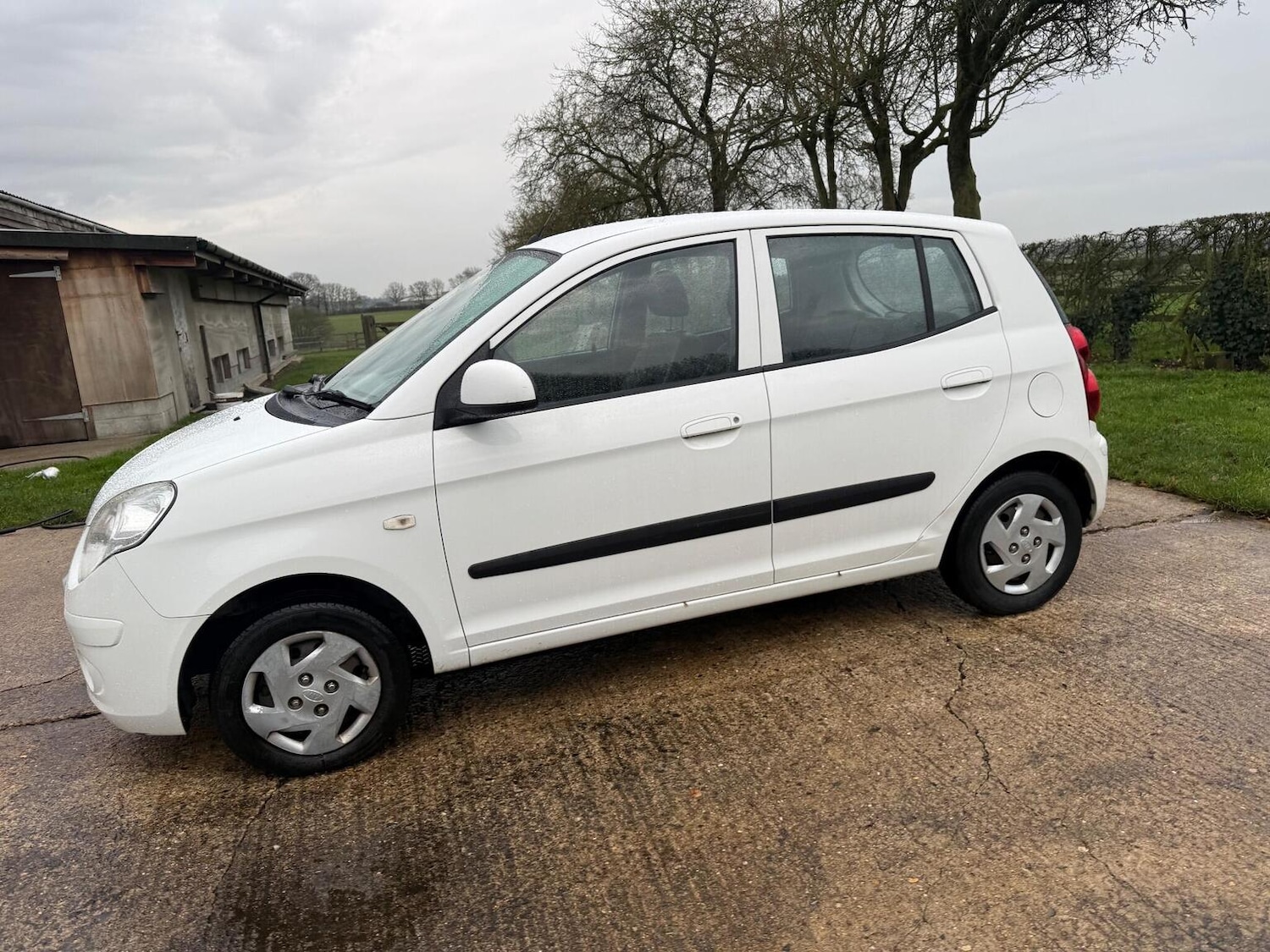 Used Kia Picanto 2010 for sale - 76974421: Photo 14