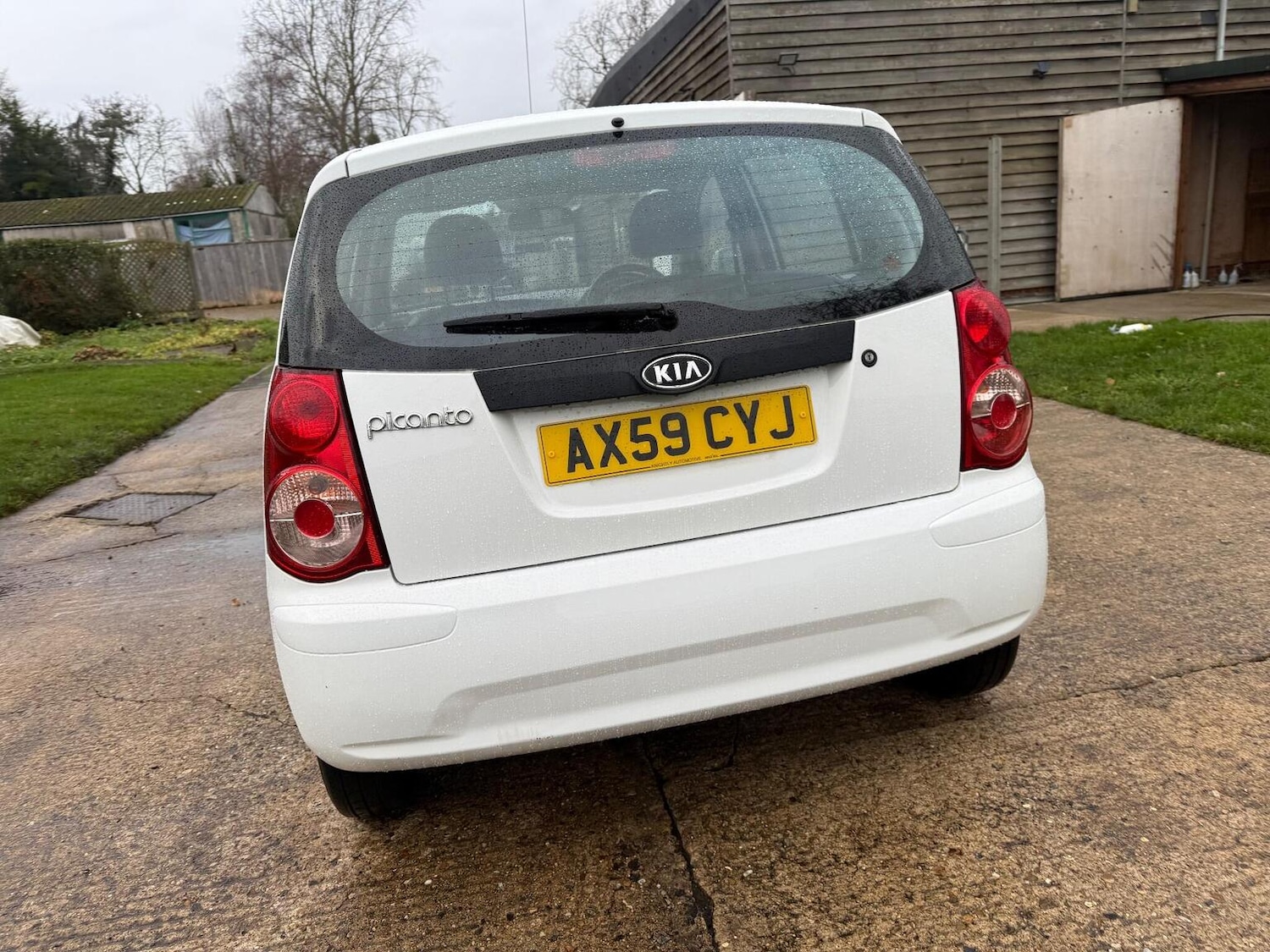 Used Kia Picanto 2010 for sale - 76974421: Photo 18