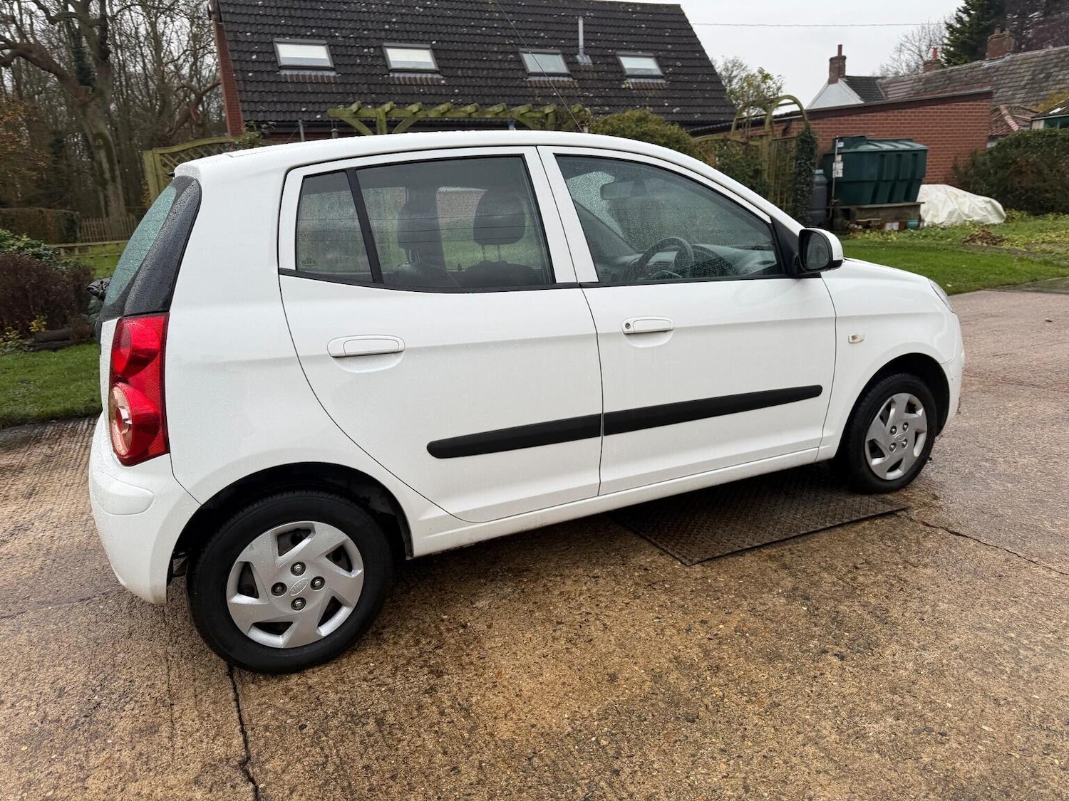 Used Kia Picanto 2010 for sale - 76974421: Photo 23