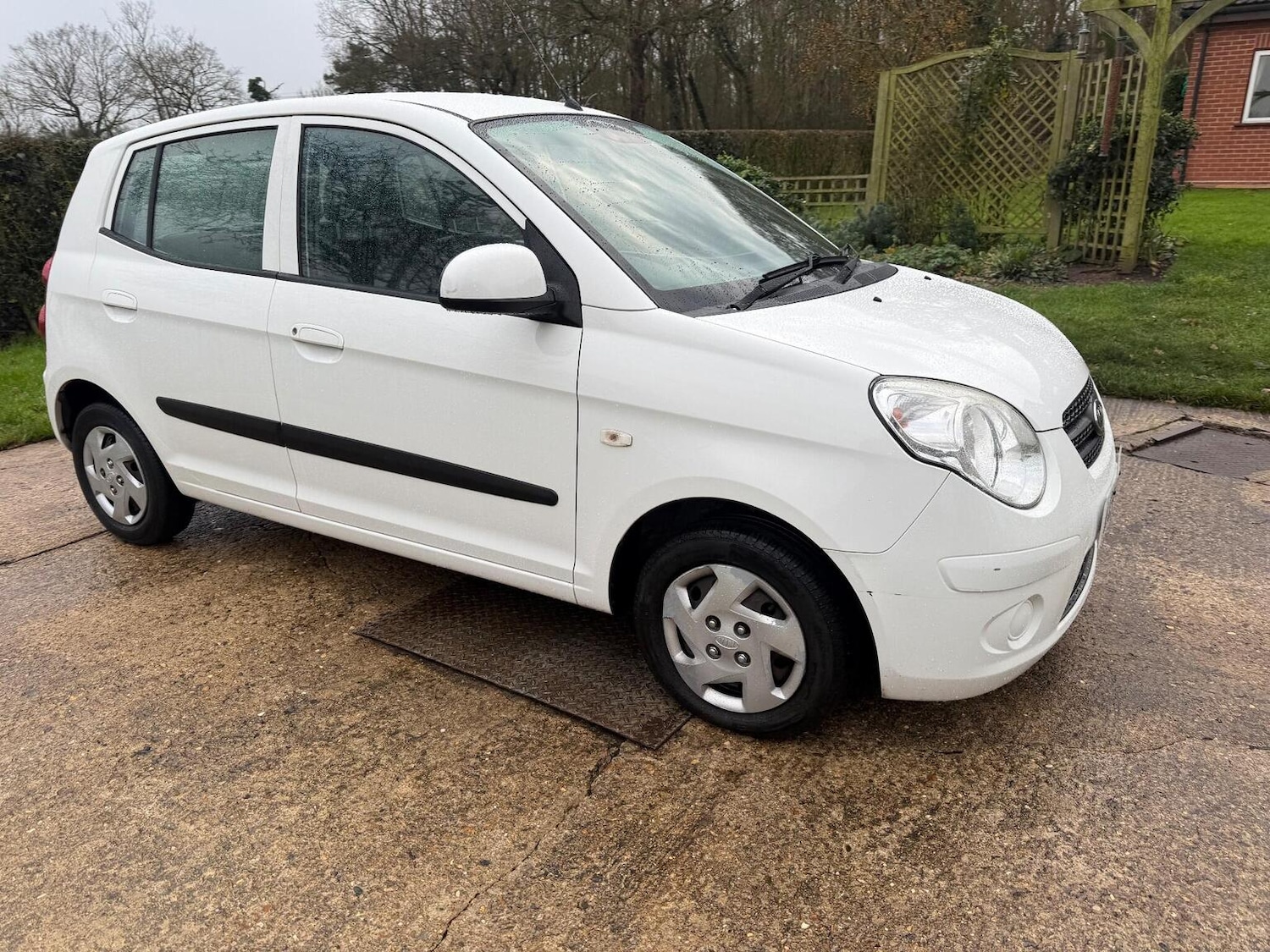 Used Kia Picanto 2010 for sale - 76974421: Photo 8