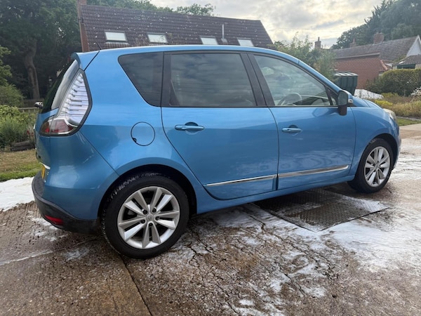 Used Renault Scenic 2012 for sale - 75173394: Photo 18