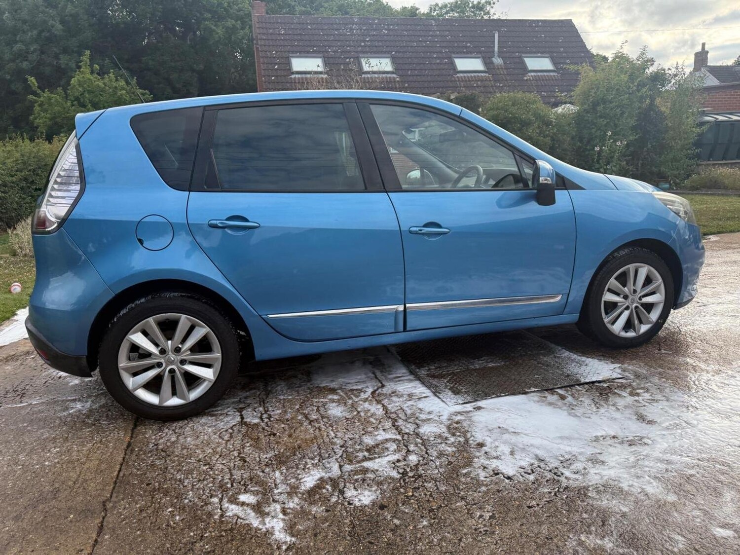 Vehicle 21