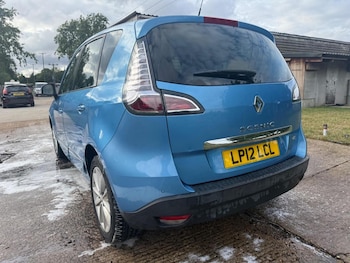 Used Renault Scenic 2012 for sale - 75173394: Photo