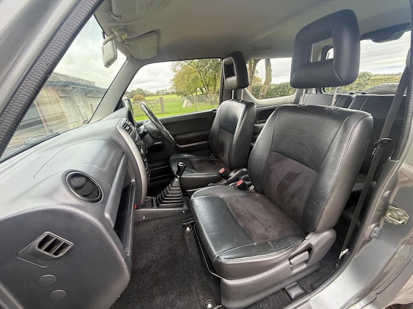 Used Suzuki Jimny 2007 for sale - 76262981: Photo 33