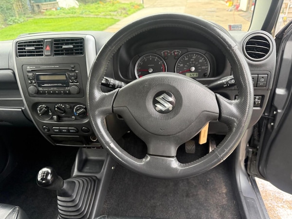 Used Suzuki Jimny 2007 for sale - 76262981: Photo 38