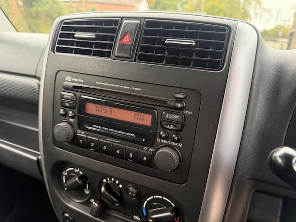 Used Suzuki Jimny 2007 for sale - 76262981: Photo 40