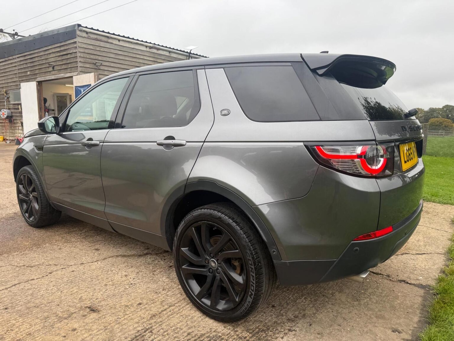 Used Land Rover Discovery Sport 2015 for sale - 76273336: Photo 13