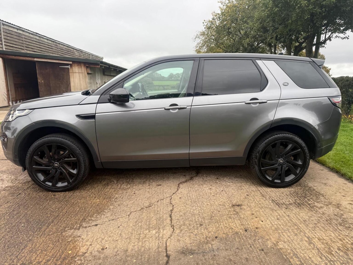 Used Land Rover Discovery Sport 2015 for sale - 76273336: Photo 14