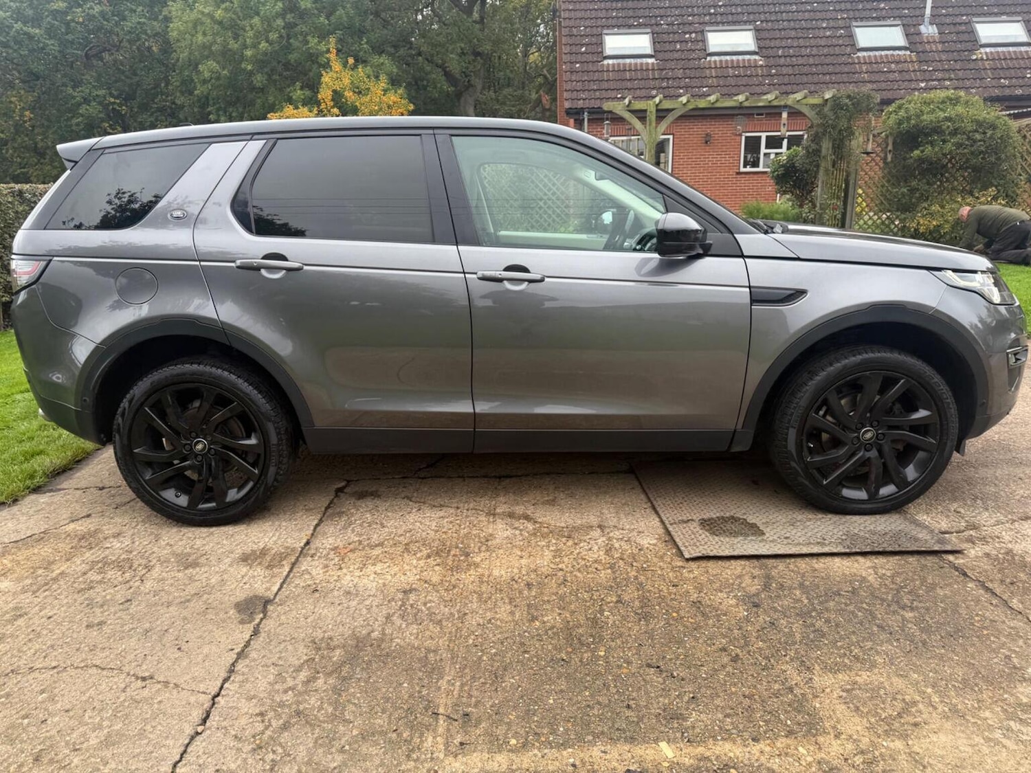 Used Land Rover Discovery Sport 2015 for sale - 76273336: Photo 25