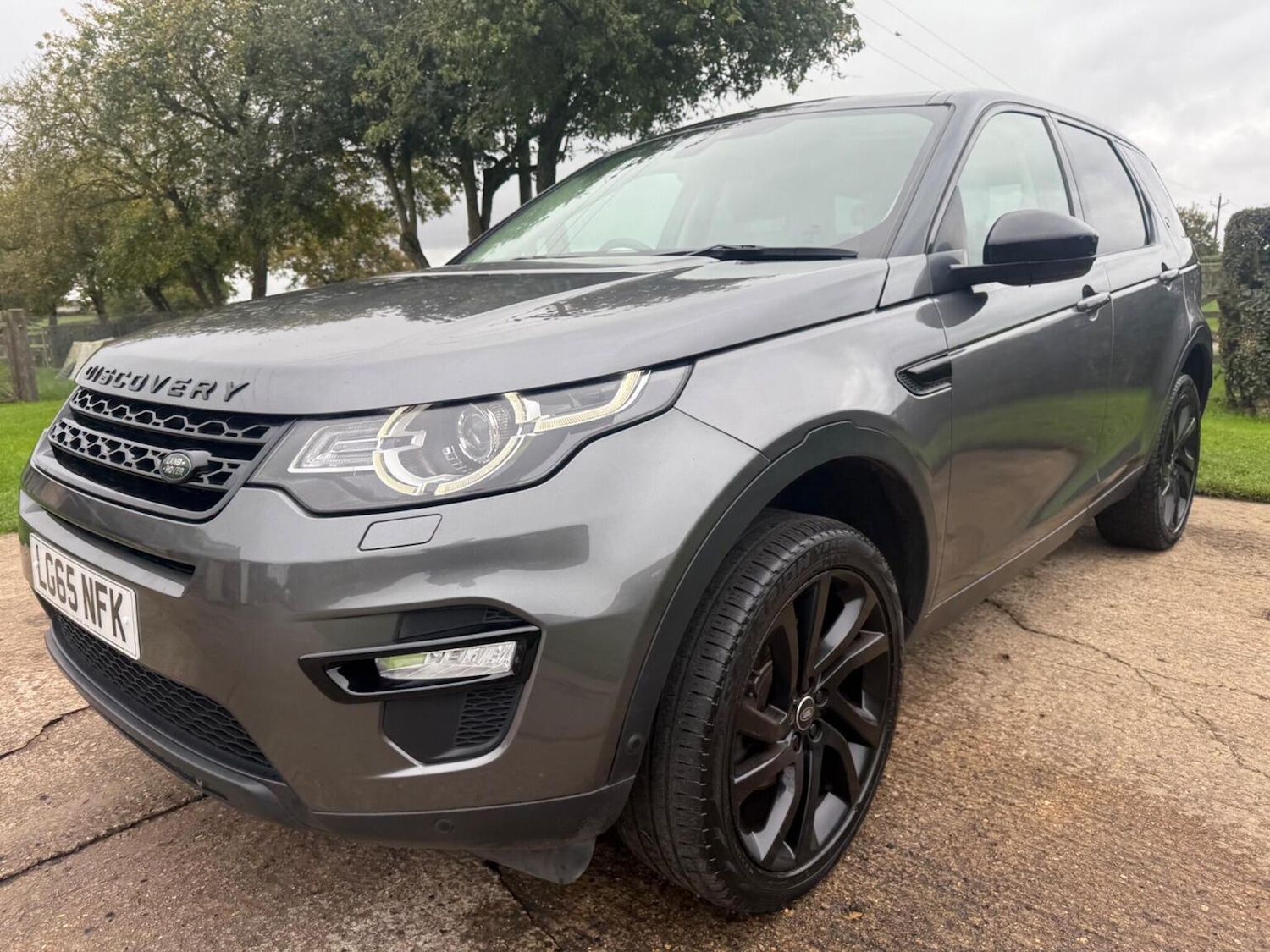 Used Land Rover Discovery Sport 2015 for sale - 76273336: Photo 3