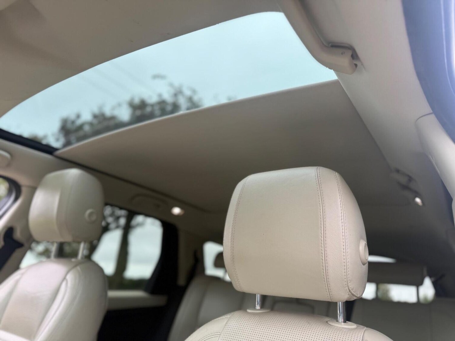 Used Land Rover Discovery Sport 2015 for sale - 76273336: Photo 39