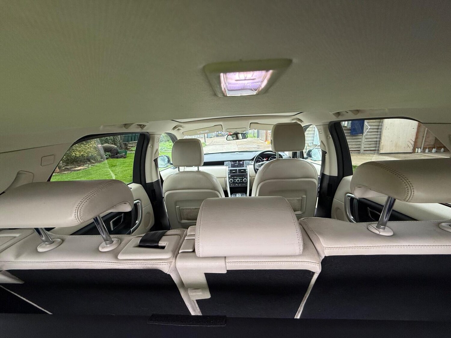 Used Land Rover Discovery Sport 2015 for sale - 76273336: Photo 45