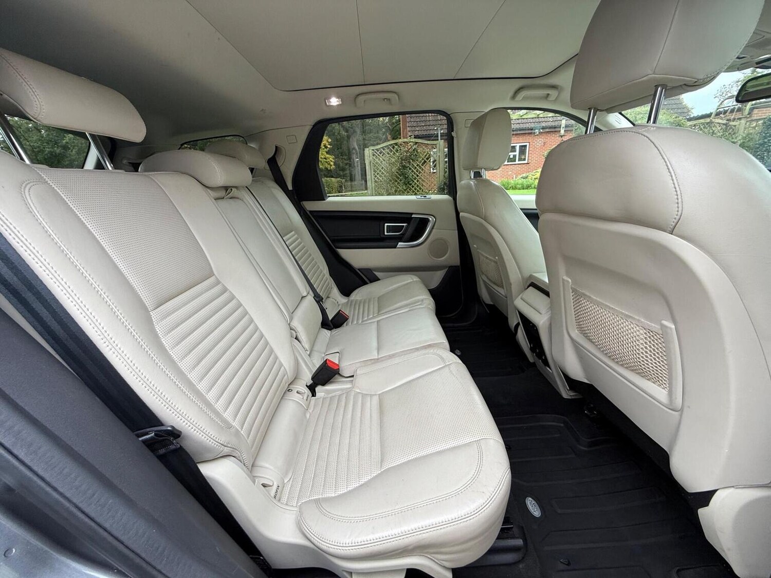 Used Land Rover Discovery Sport 2015 for sale - 76273336: Photo 48