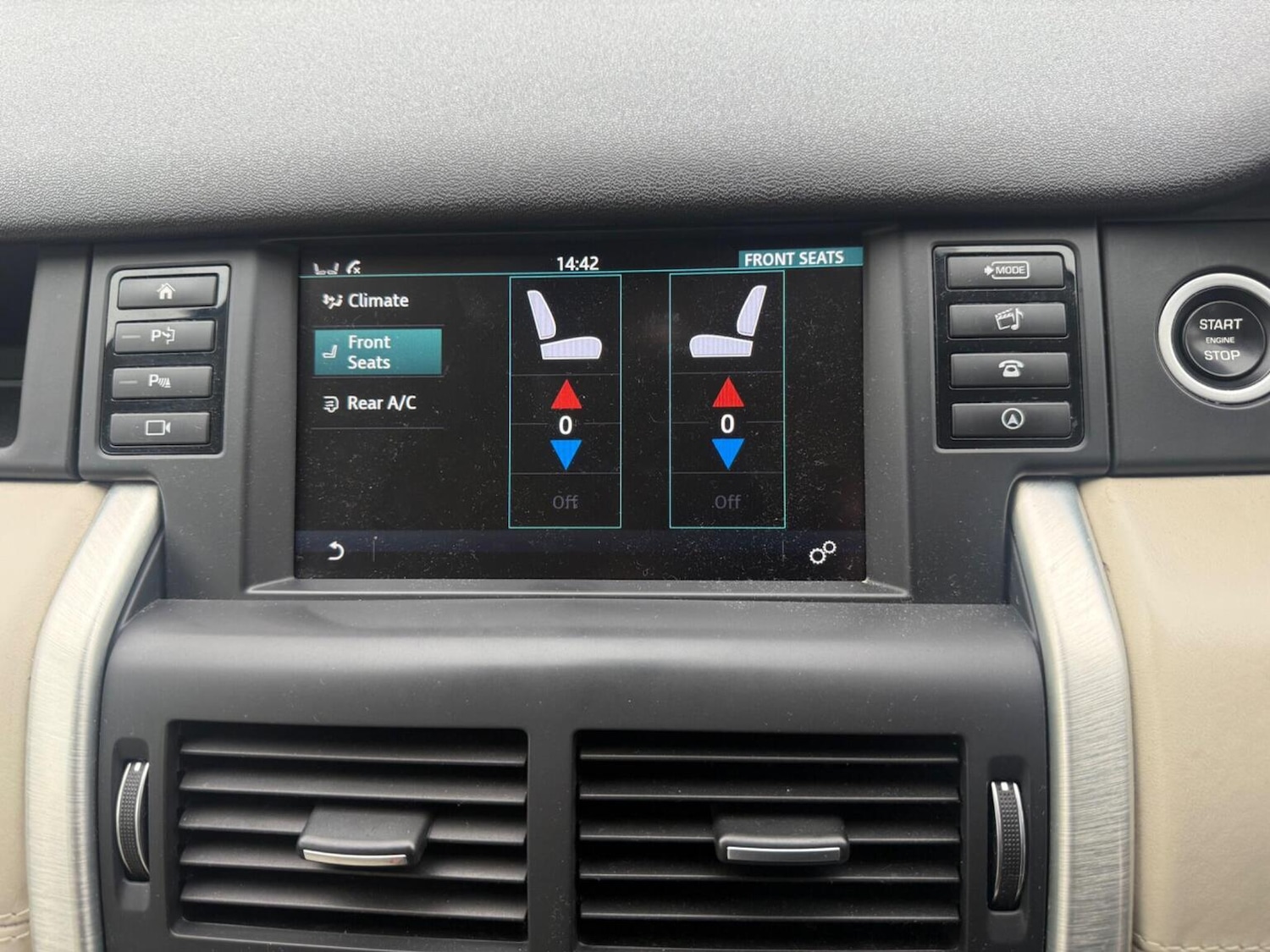 Used Land Rover Discovery Sport 2015 for sale - 76273336: Photo 60