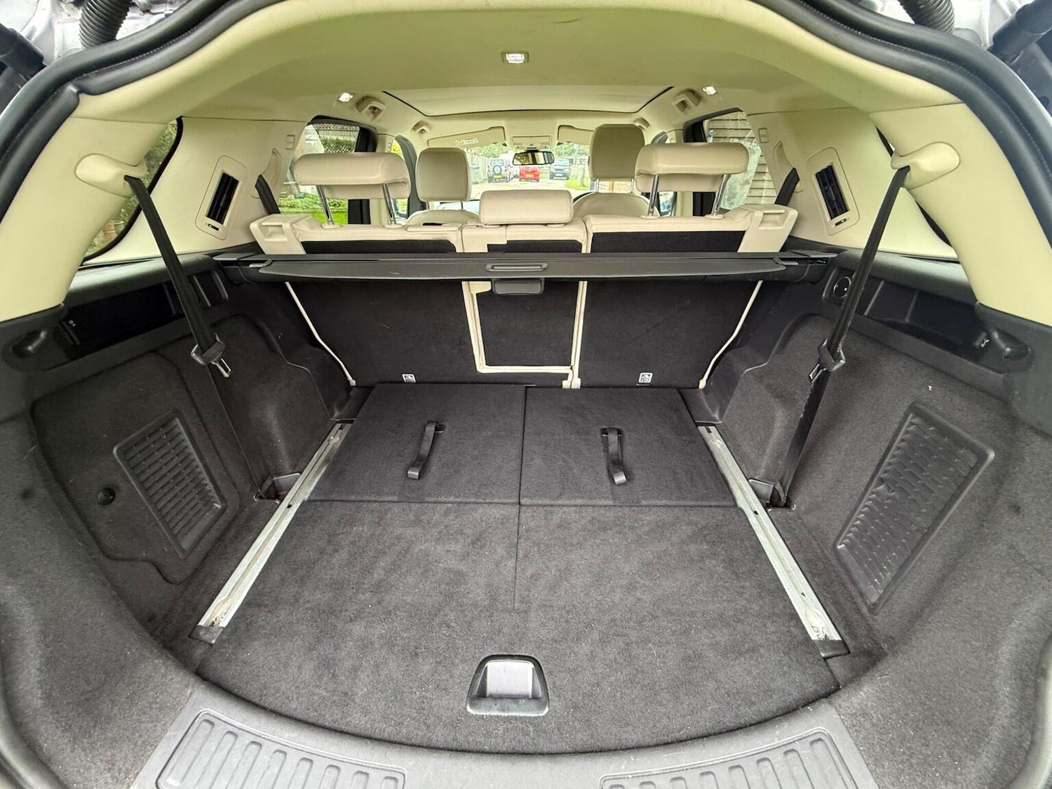 Used Land Rover Discovery Sport 2015 for sale - 76273336: Photo 64