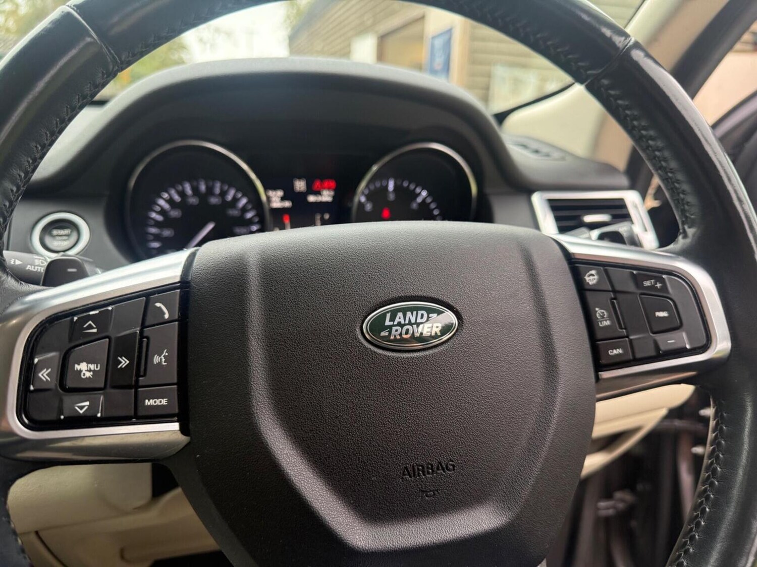 Used Land Rover Discovery Sport 2015 for sale - 76273336: Photo 67